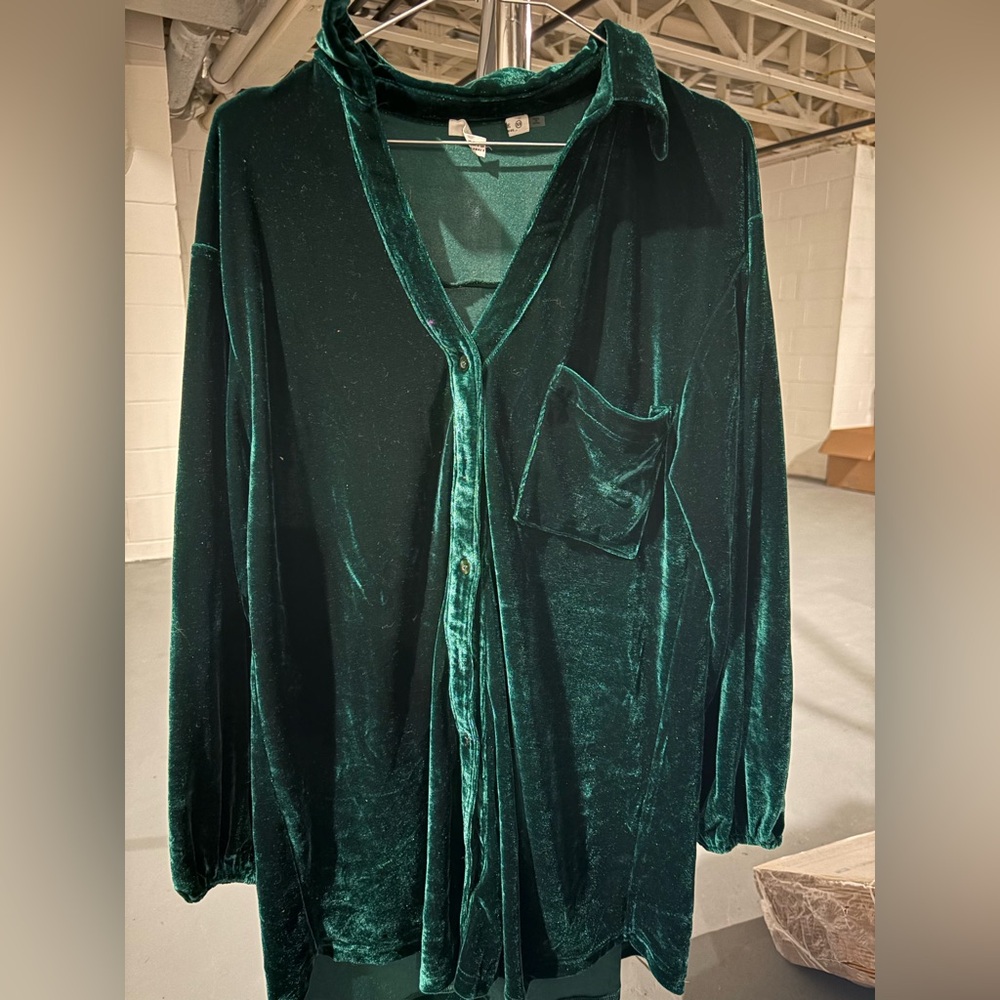 12th Tribe Velvet Button Up Shirt XS